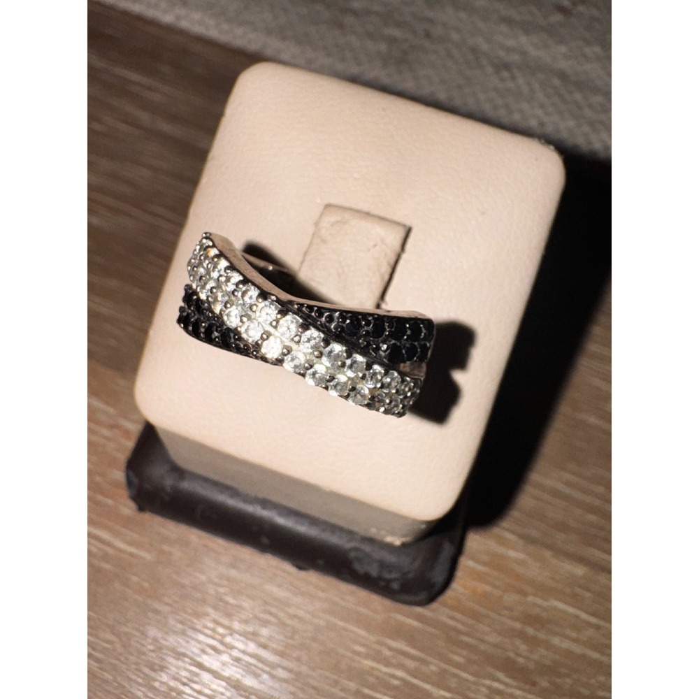 Black and White‎ Pave Criss Cross X Ring Silver Tone Statement Band 6.5 - Picture 3 of 6